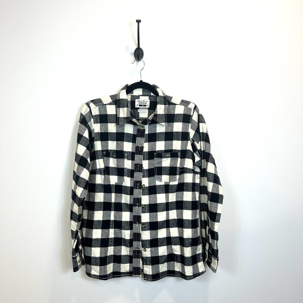 Women’s Eddie Bauer Size Medium Button Down Flannel Shirt Slightly Fitted